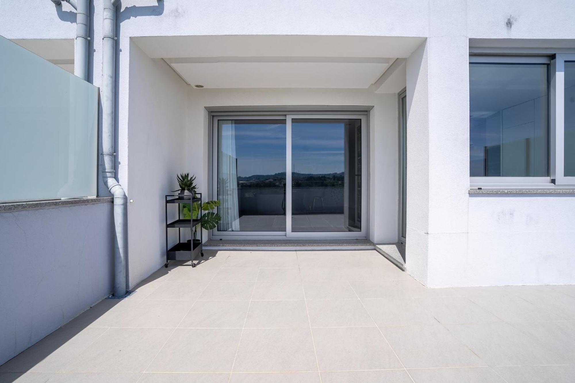 Porto & Douro Vista Apartments By Inviting Valbom  Exterior photo