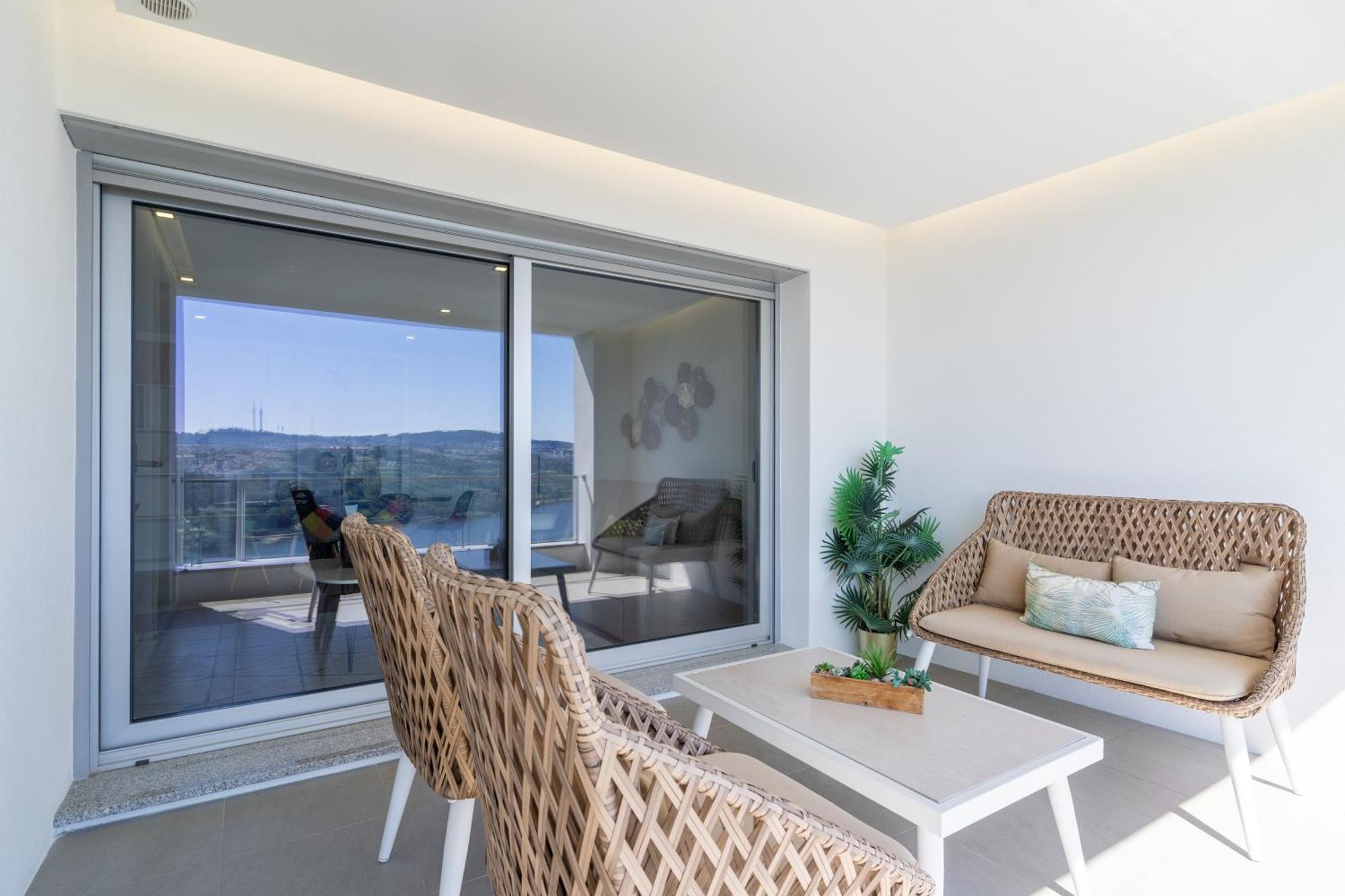Porto & Douro Vista Apartments By Inviting Valbom  Exterior photo